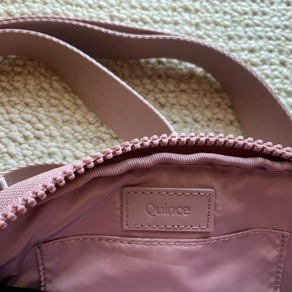 Quince All Day. Neoprene Phone Sling Crossbody Bag - Picture 4 of 13